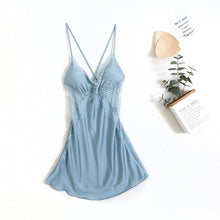 Cargue la imagen en el visor de la galería, Women&#39;s Sleepwear Lace Nightdress
