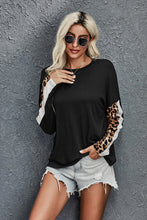 Load image into Gallery viewer, Long Sleeve Top with Leopard Print
