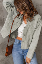 Load image into Gallery viewer, Raw Hem Flap Pockets Cropped Corduroy Jacket
