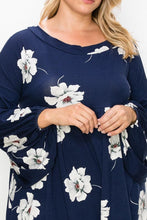 Load image into Gallery viewer, Floral, Bubble Sleeve Tunic Top Plus Size - www.novixan.com
