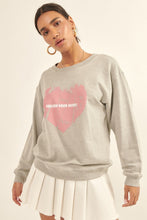 Load image into Gallery viewer, Vintage Heart Print Knit Sweatshirt
