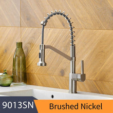 Cargue la imagen en el visor de la galería, Kitchen Sink Brush Brass Faucets Single Lever with Pull Out Spring Spout Mixers Tap - www.novixan.com
