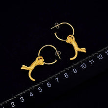 Cargue la imagen en el visor de la galería, Handmade Fine Silver Kung Fu Cat Drop Earrings - www.novixan.com

