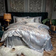 Cargue la imagen en el visor de la galería, Sliver Gold Silk Satin Bedding Set - www.novixan.com
