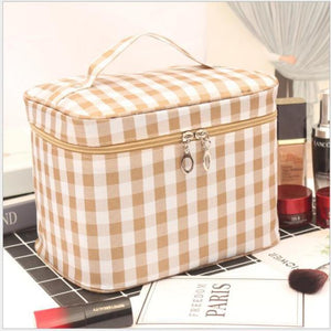 Portable Waterproof Makeup Bag High Capacity - www.novixan.com