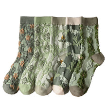 Cargue la imagen en el visor de la galería, Women&#39;s Green Autumn Soft Breathable Socks 5 Pairs - www.novixan.com
