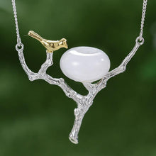 Cargue la imagen en el visor de la galería, Aventurine Stone Handmade Bird Necklace with Pendant - www.novixan.com
