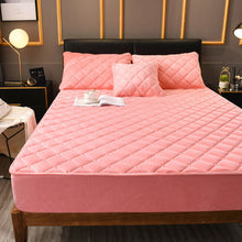 Load image into Gallery viewer, Warm Soft Crystal Velvet Thicken Mattress Cover - www.novixan.com
