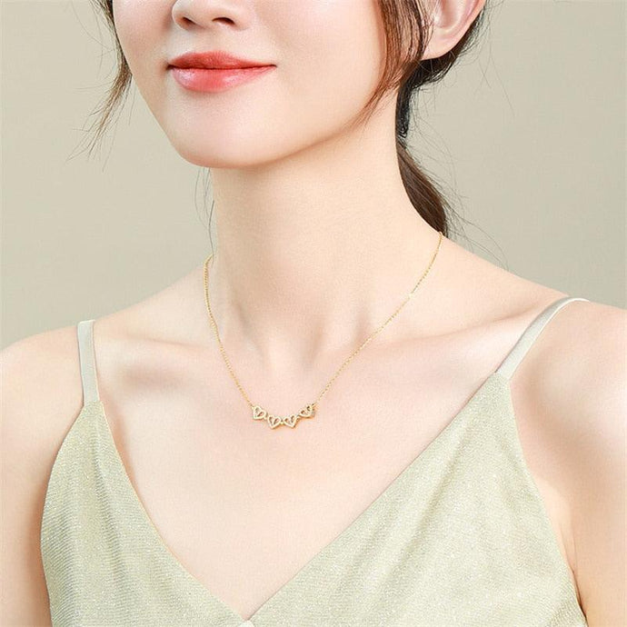 Crystal Clover Leaf Pendant Necklace ☘ - www.novixan.com
